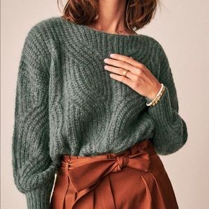 GISELLE JUMPER size M